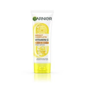 Vitamin C Garnier Face Wash Bright Complete 100 g